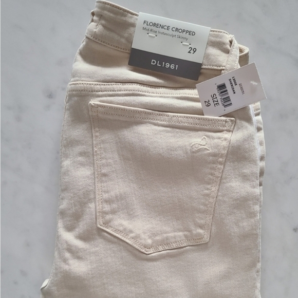 DL1961 Florence Cropped Canvas-Trimmed Jeans, Size 29, Ecru, NWT - Picture 10 of 10